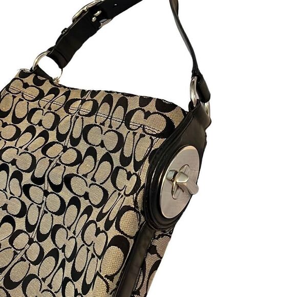 Coach handbag well loved - Picture 4 of 7